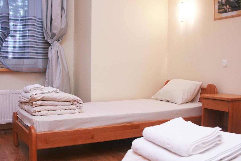Sajutu Parka Hostelis Valmiera Habitación foto